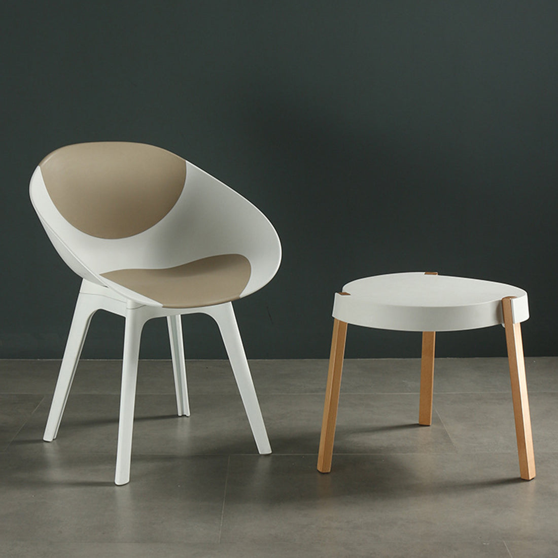 SSL Eggshell Chair